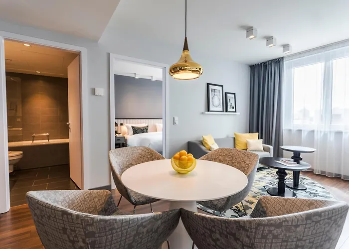 Capri By Fraser, Frankfurt Apart Otel 4*