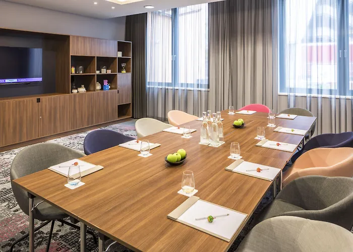 Apart Otel Capri By Fraser, Frankfurt 4*
