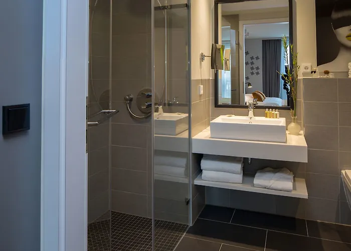 Capri By Fraser, Frankfurt Apart Otel 4*